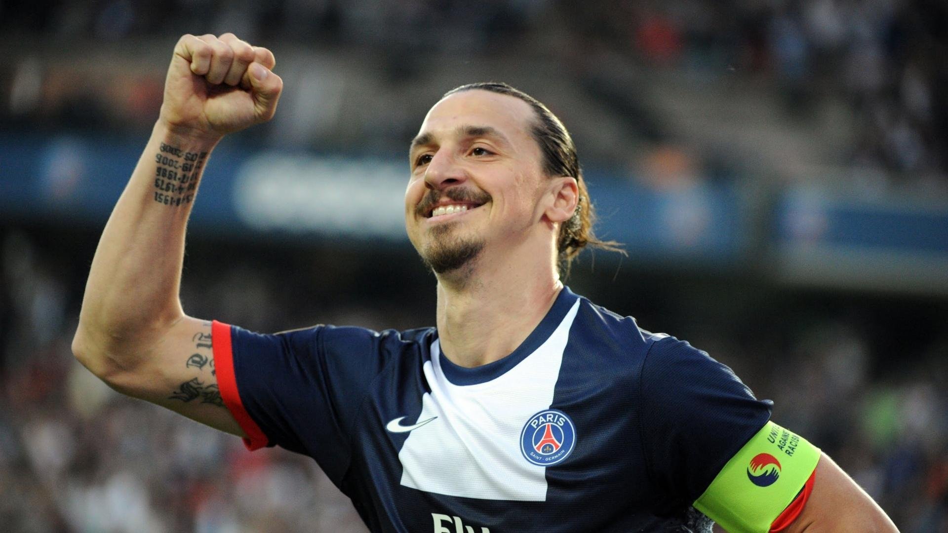 一场胜利让球队在阵地战中占据优势,这场球赛的输赢不仅关系到球队的名声