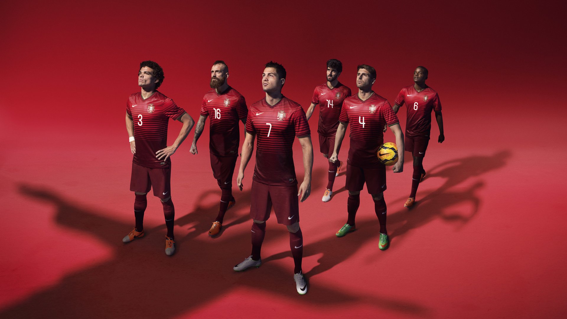 九游娱乐登录-利物浦报价万镑求购国际米兰射手马丁内斯，利物浦前锋马内是哪国的